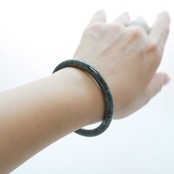 【内径 56.4mm】princess/black 翡翠バングル A貨翡翠 jd_bg1323