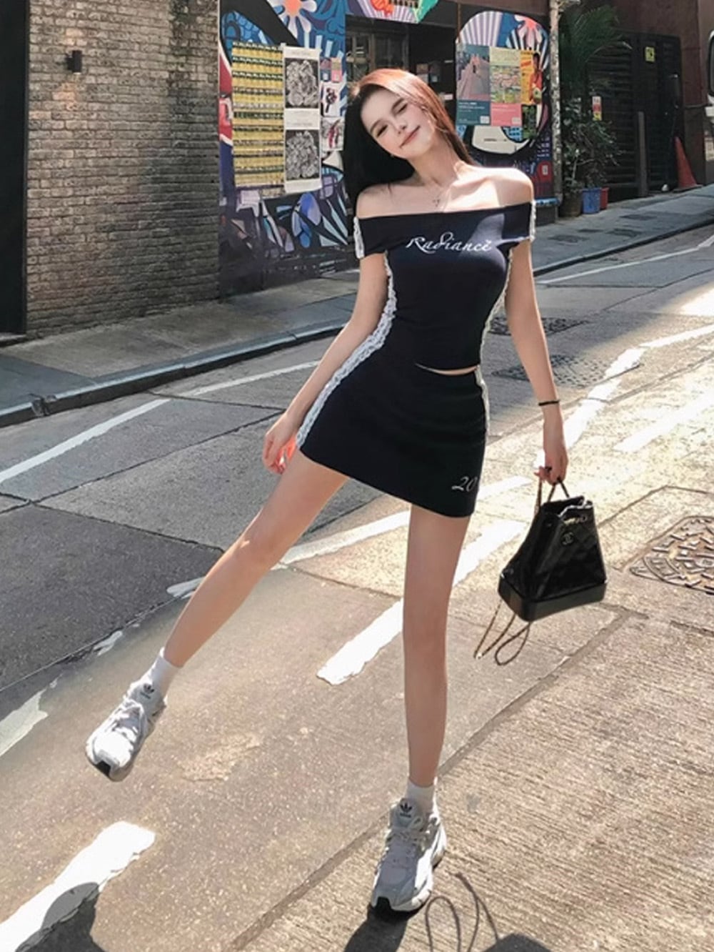 スポーティフェミニンリッチネイビーセットアップ｜WAHJU | 韓国/ワン