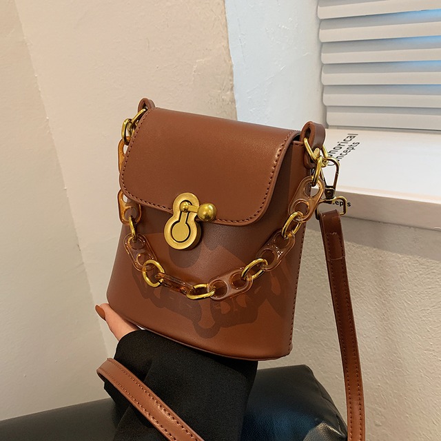 チェーン スタンダード レトロ メッセンジャーバッグ Tiancai_Wing_Bag23058563576
