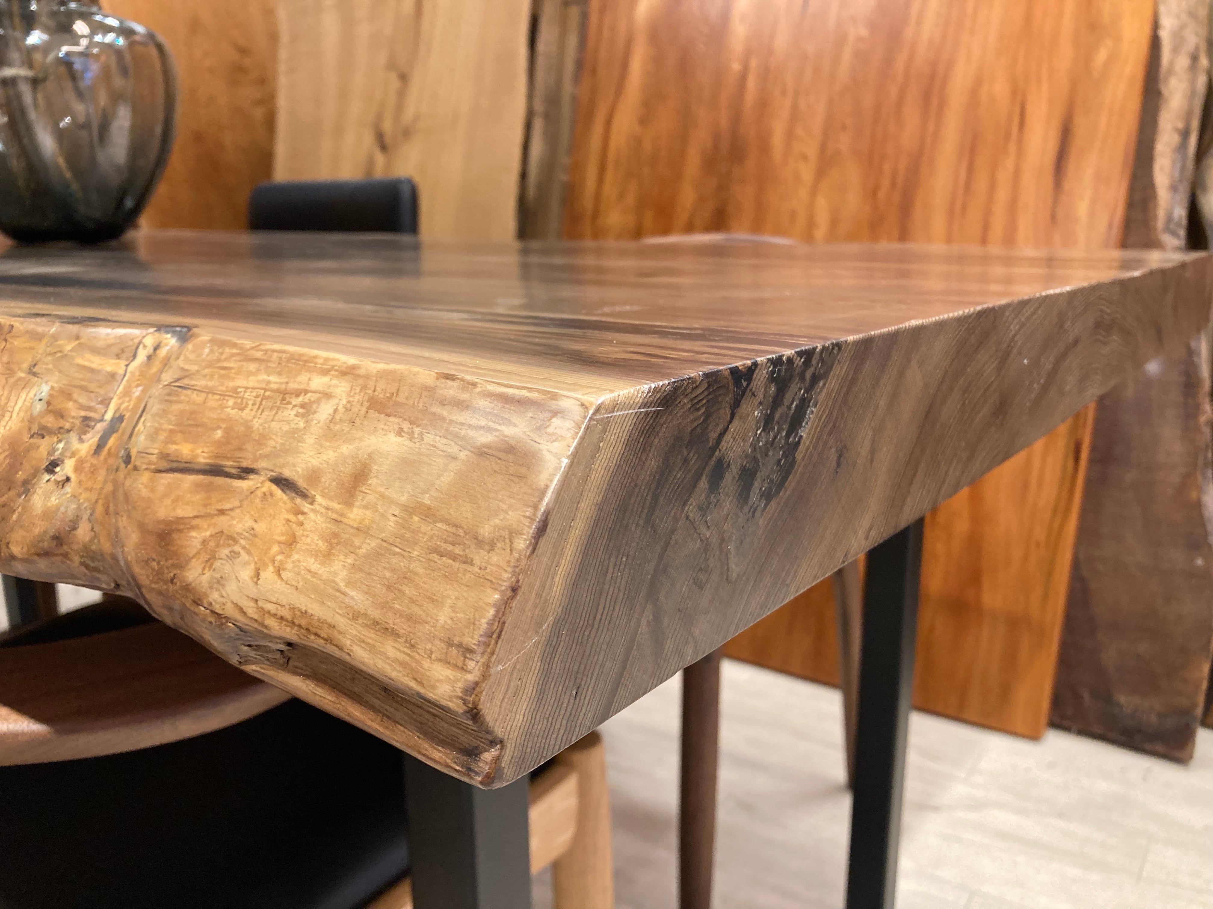 神代杉一枚板 存在感たっぷりのテーブルにしませんか