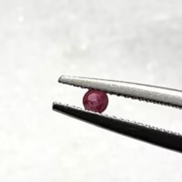 【レア】【超美石】タンザニア・ウィンザー鉱山　ウィンザーサファイア　ルース  5157