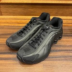 NIKE SHOX R4 BLACK SNEAKER ⑧