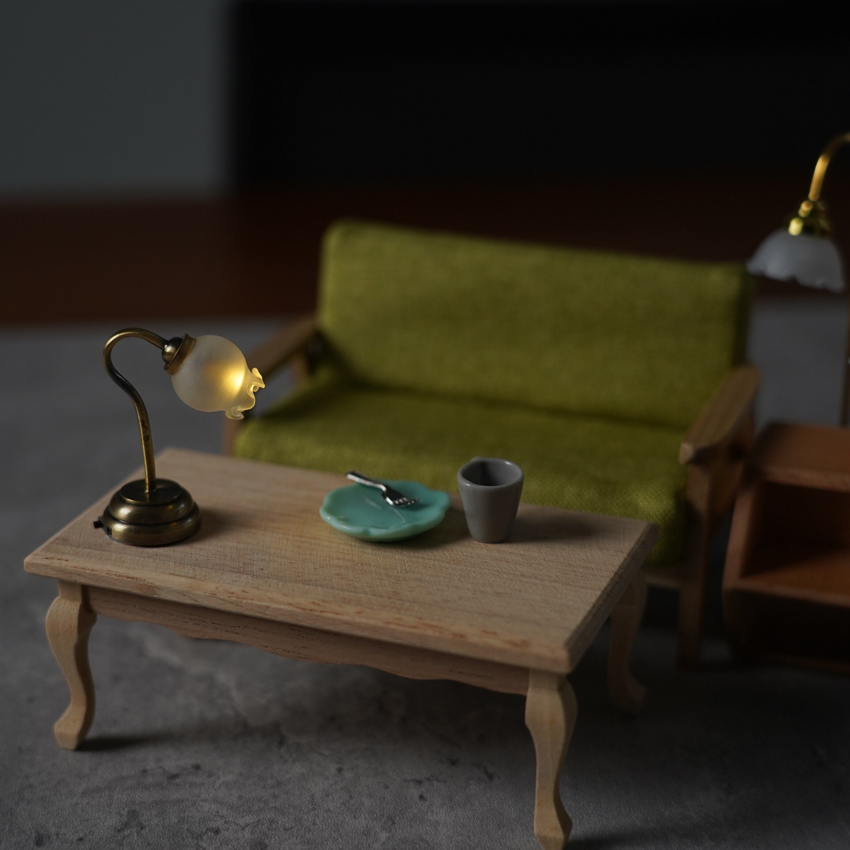 020-30131 ミニチュア家具 furniture accessories ＊1/12サイズ