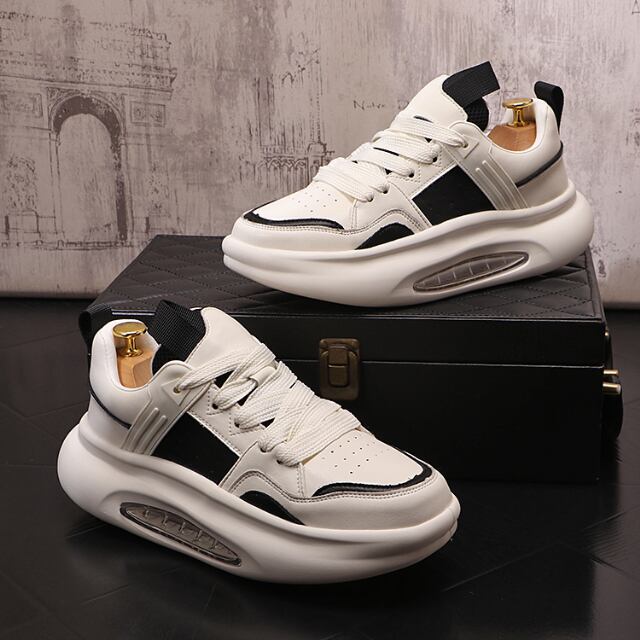 【予約販売】スニーカー 厚底 ダッド アグリー シンプル 靴 ブラック ホワイト スポーティー お洒落 カジュアル ストリート 24cm/24.5cm/25cm/25.5cm/26cm/26.5cm