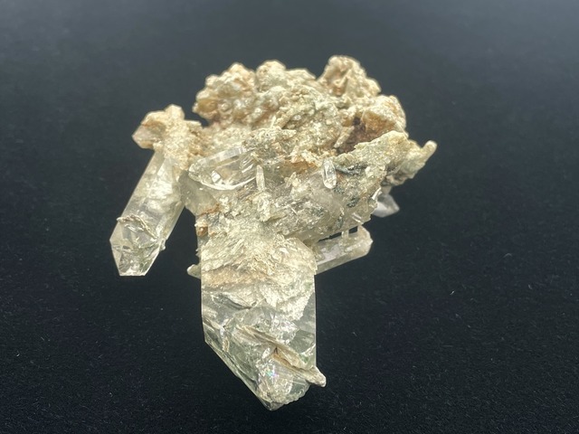 クラスター（ヒマラヤ水晶）