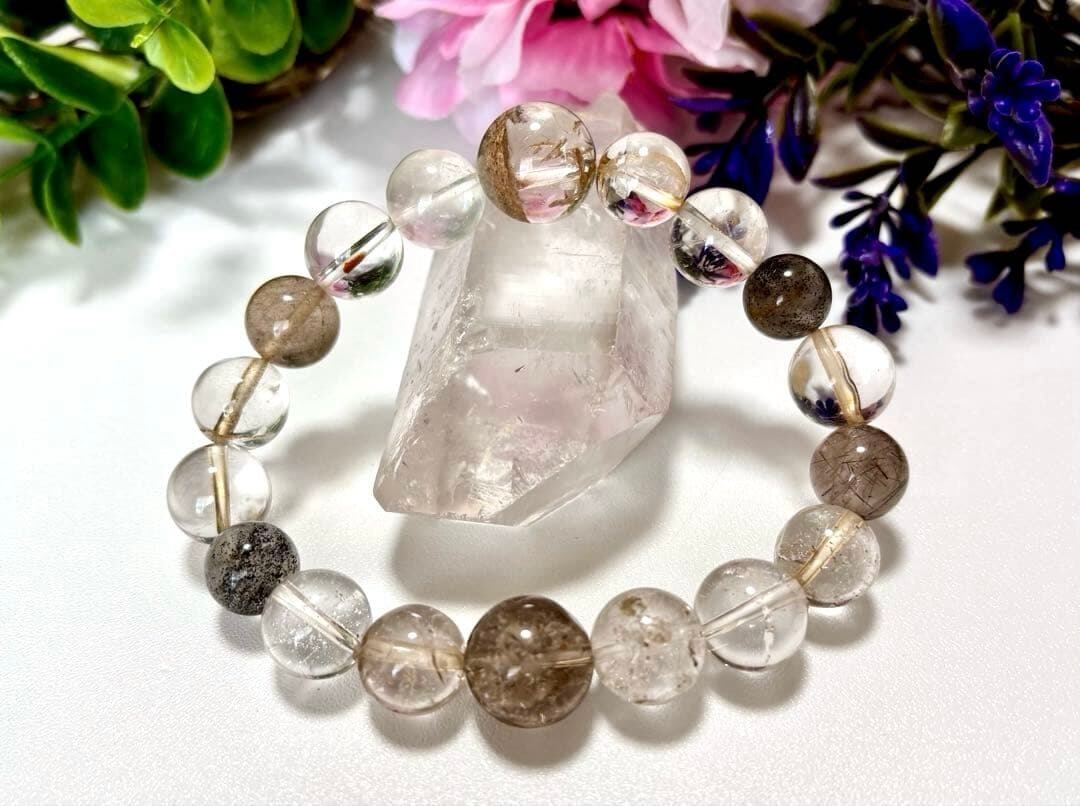 セイクリッドグラスの光纏う幻の石たち 〜BASE SHOP Since 2025〜