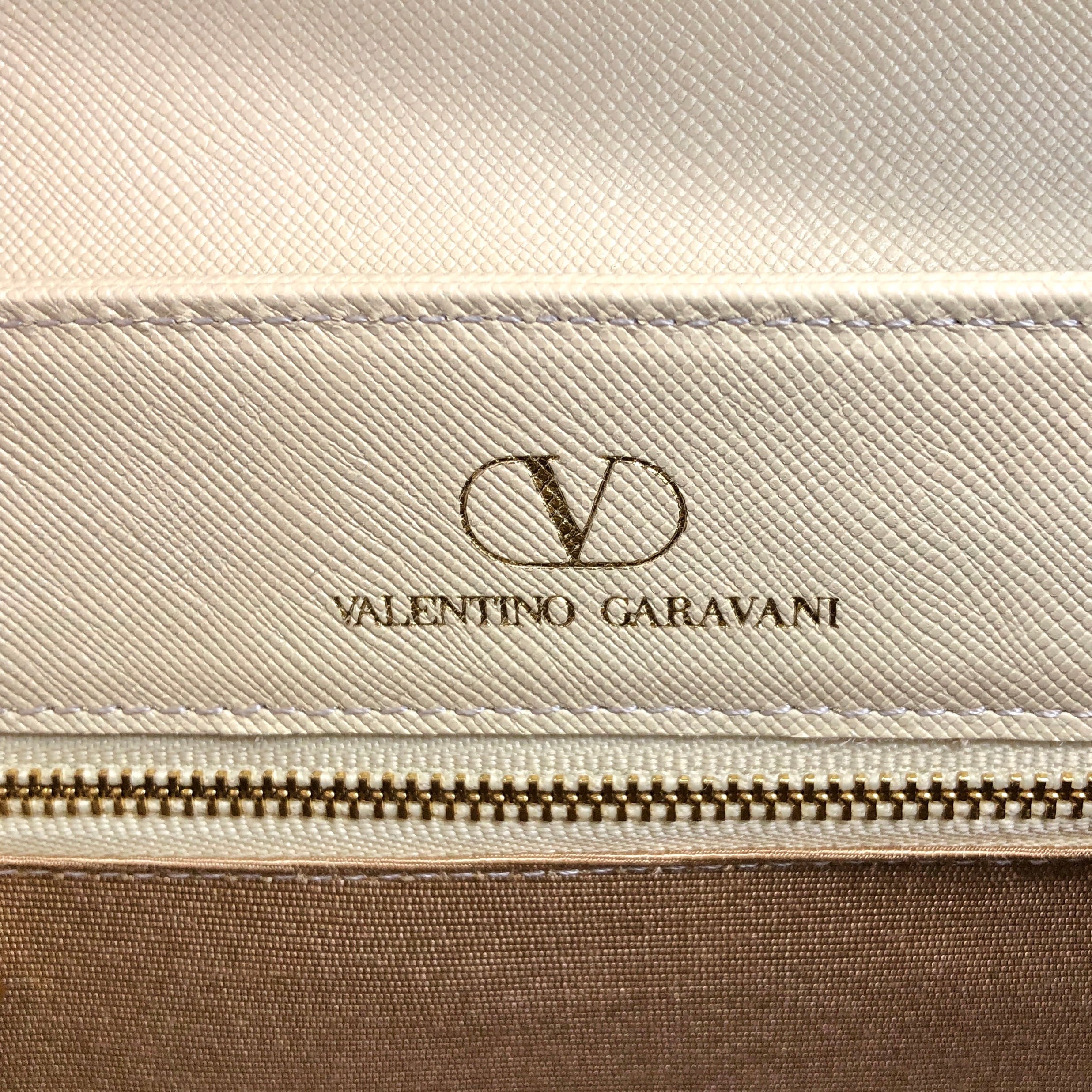 VALENTINO GARAVANI ヴァレンティノガラヴァーニ ショルダーバッグ