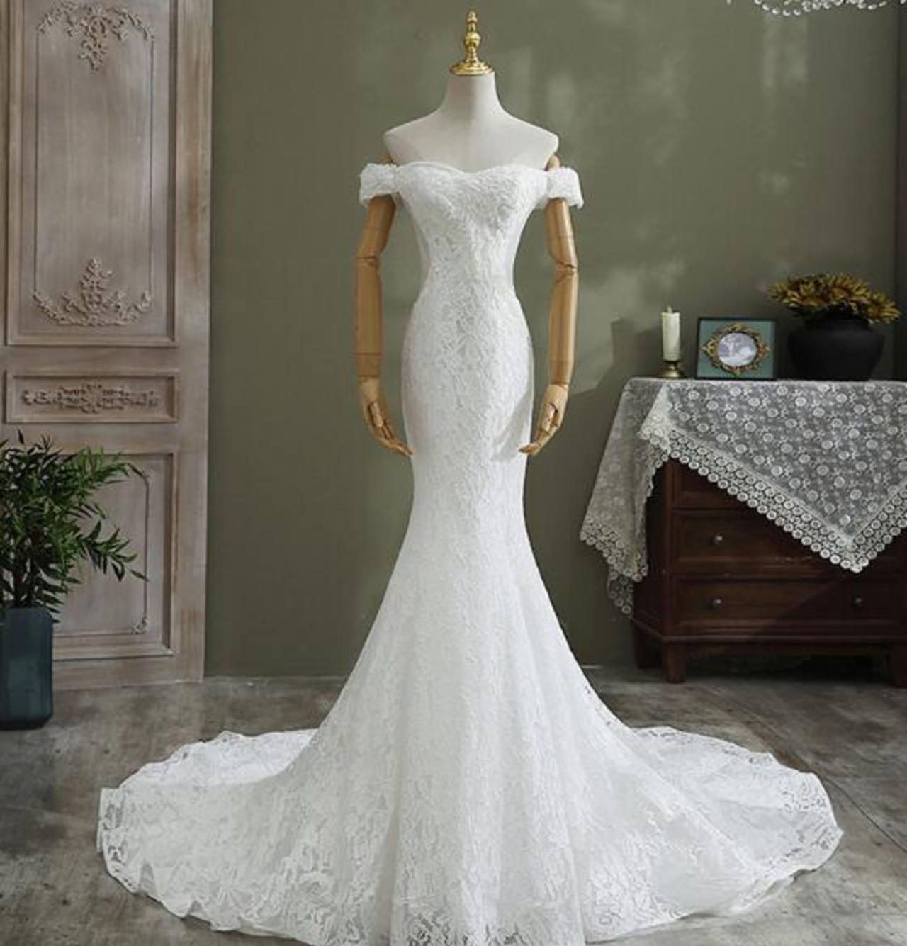 高品質！総レースウエディングドレス ホワイト オフショル 憧れの  