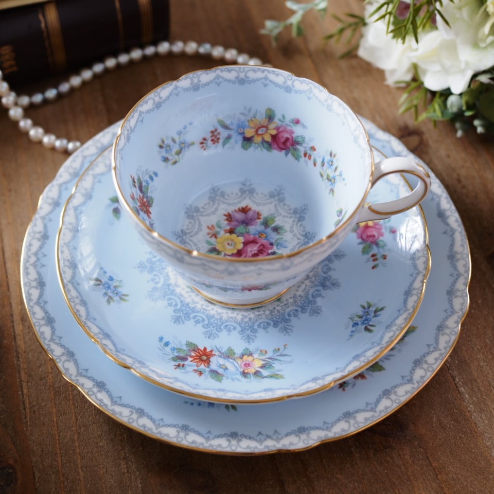 シェリー | antique FEELPORT アンティーク食器の専門店