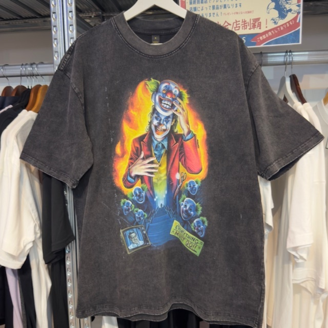 ビンテージ風半袖Tシャツ《PIERROT》