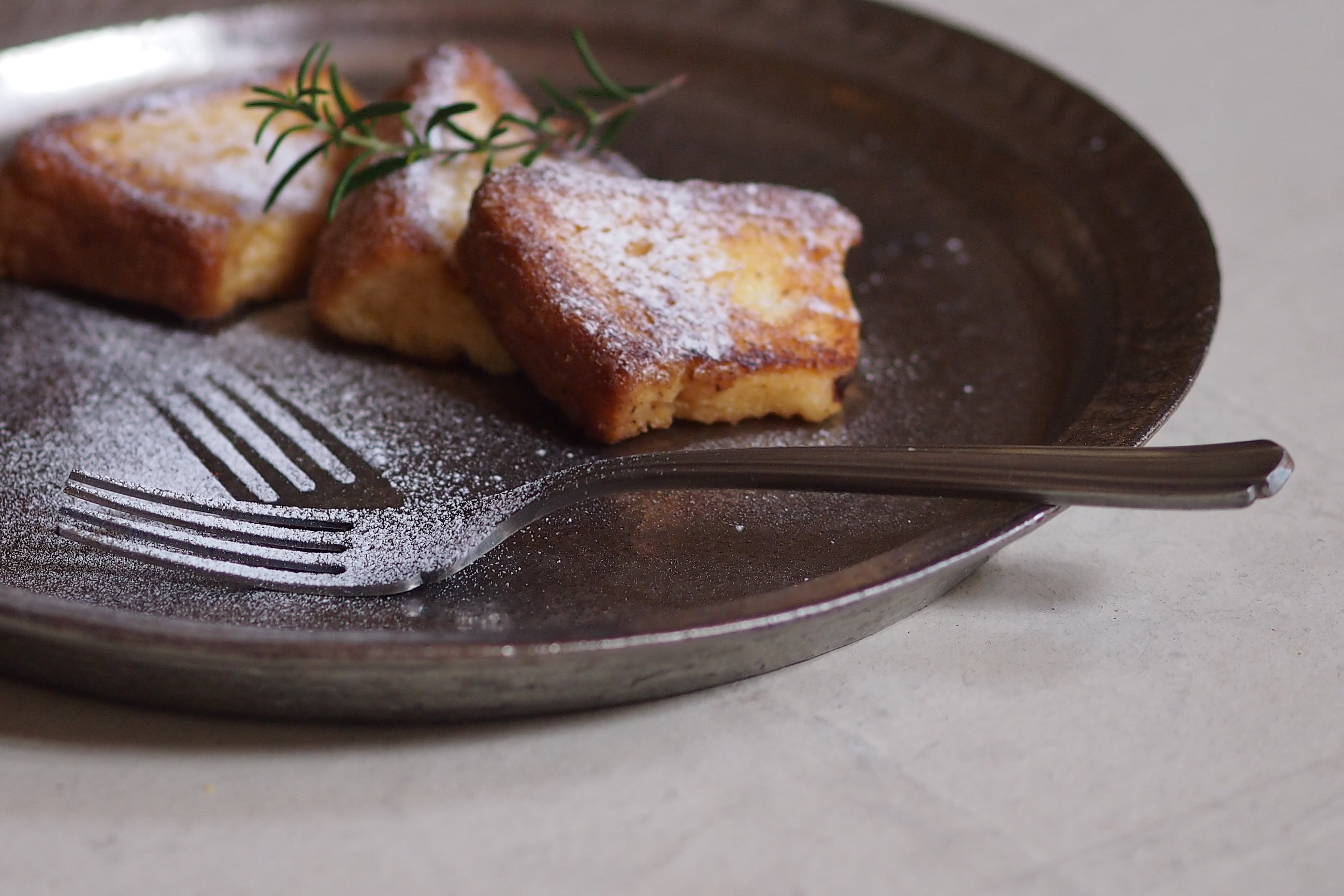 竹俣勇壱 10.Ryo フィッシュスプーン | 陶屋なづな