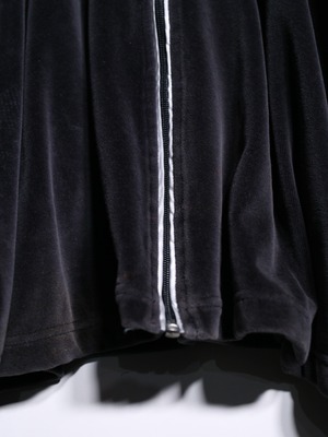 XXL over silhouette piping design black velour track jacket
