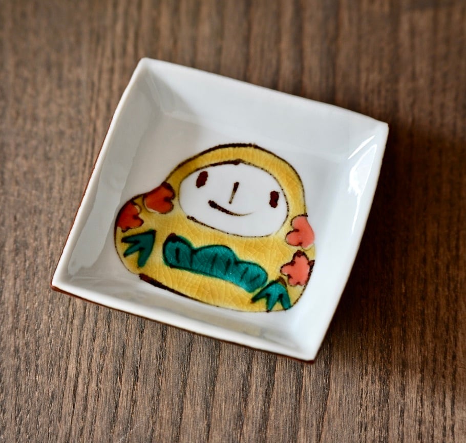 村田菜穂美作 「加賀起き上がり姫だるま」［2104130000065］角小皿