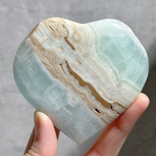 カリビアンブルーカルサイト ハート93◇Caribbian Blue Calcite◇天然石・鉱物・パワーストーン