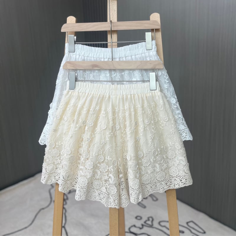 チュールお花総刺繍レースワイドキュロット W1927