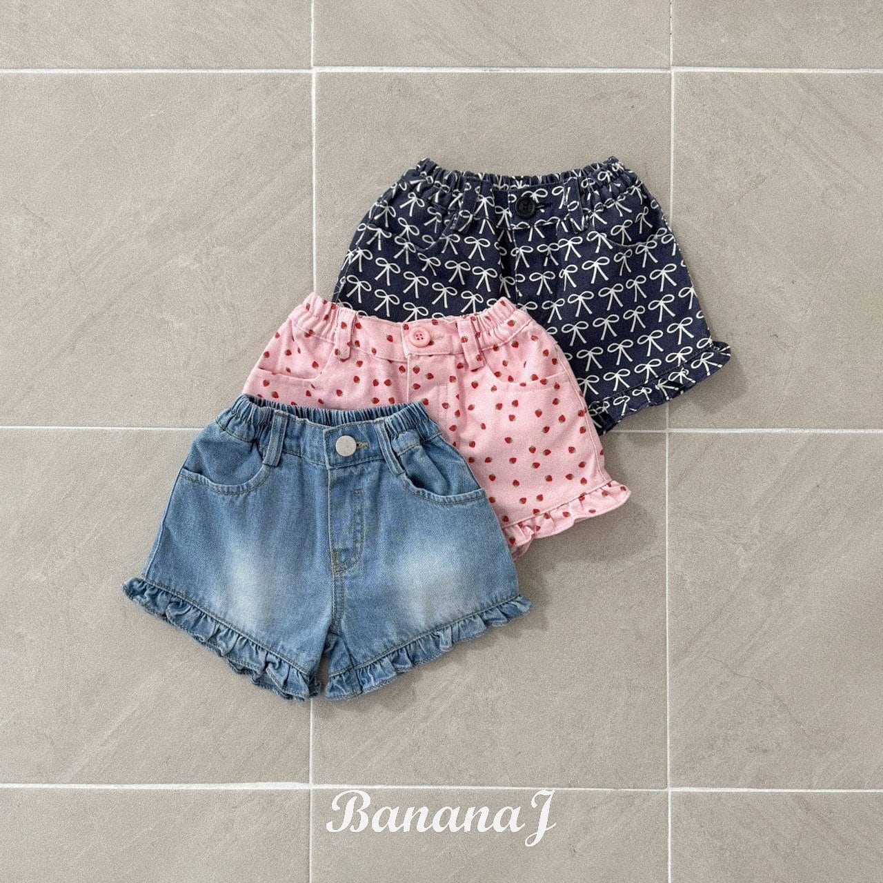 «sold out»«ジュニアサイズあり»«Banana J» フリルショートパンツ 3colors
