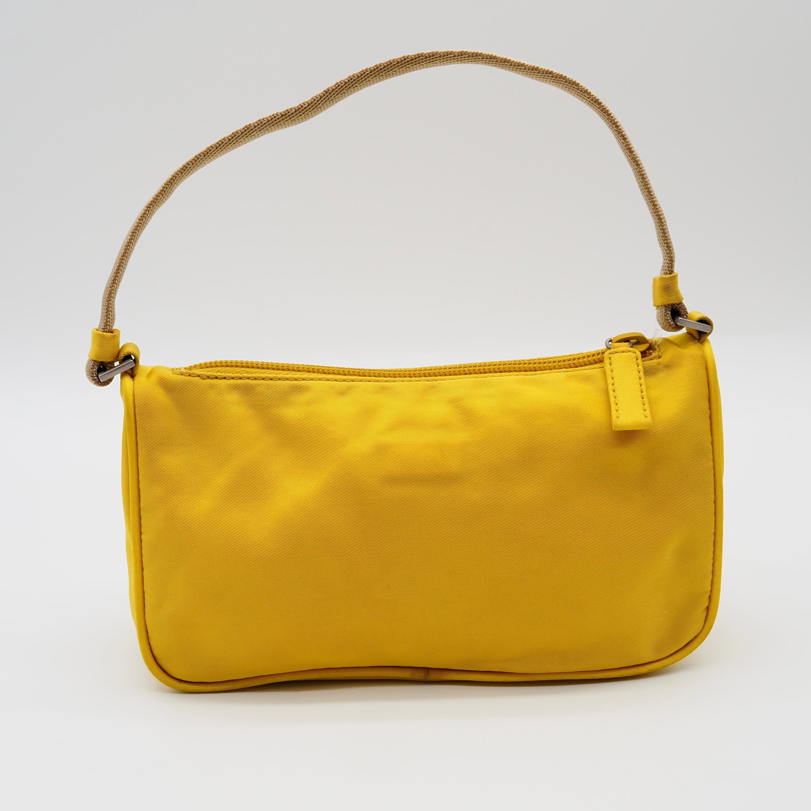 PRADA 三角ロゴ ミニ ハンドバッグ ナイロン イエロー プラダ | 2122TOKYO