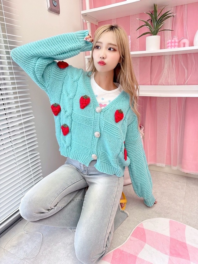 Blueストロベリーカーディガン/韓国/レディースファッション/可愛い/おしゃれ/ラフ/カジュアル/POP/個性/派手/春/秋/冬