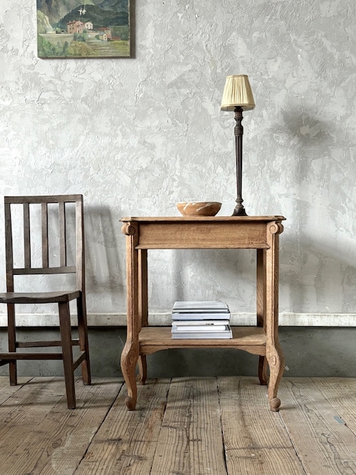 Side Table (A25-127)