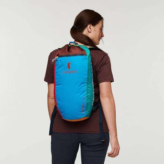 Cotopaxi（コトパクシ）Luzon 18L c/#D Backpack -Del Día メンズ