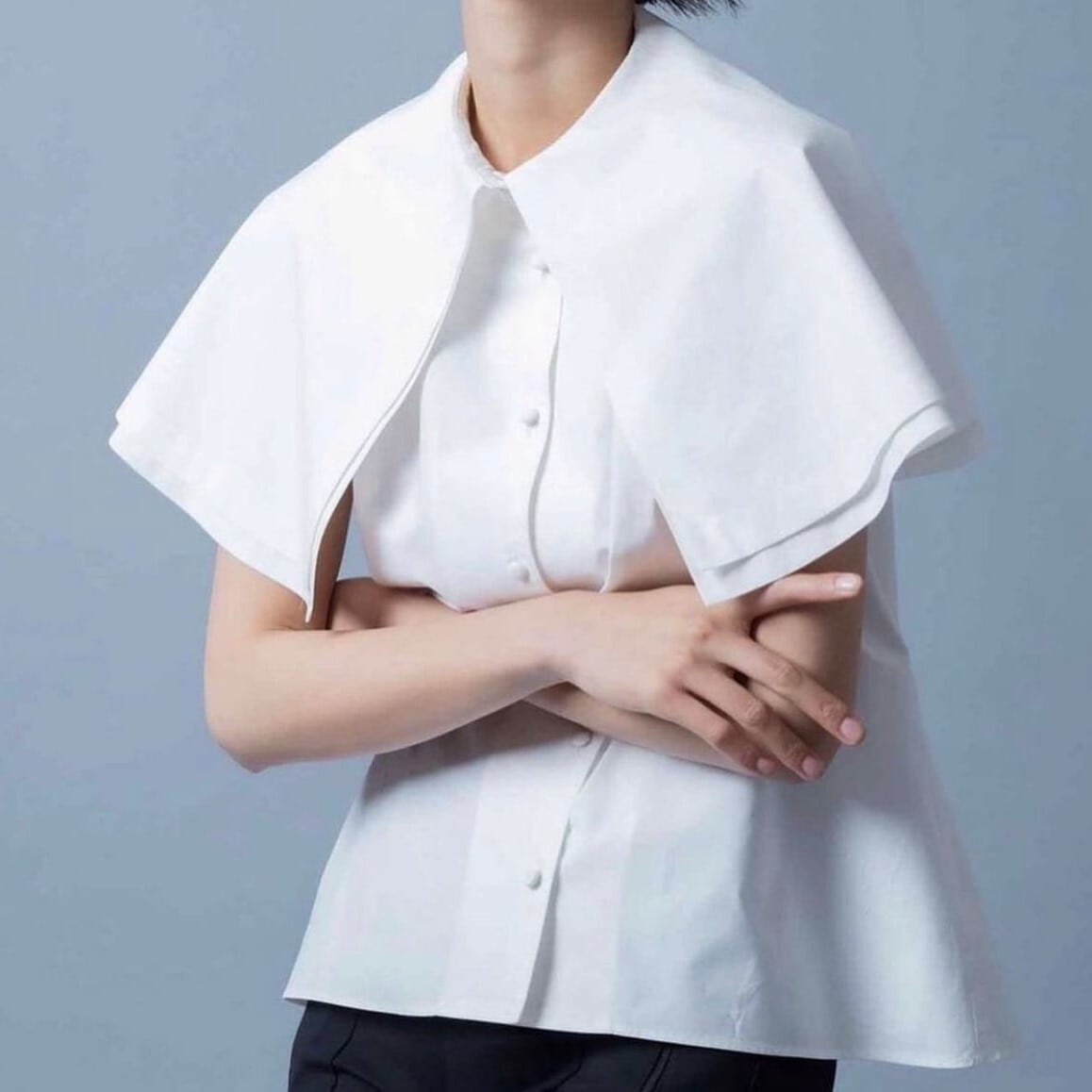 Cygne【シーニュ】ケープブラウス Niiina ホワイト 