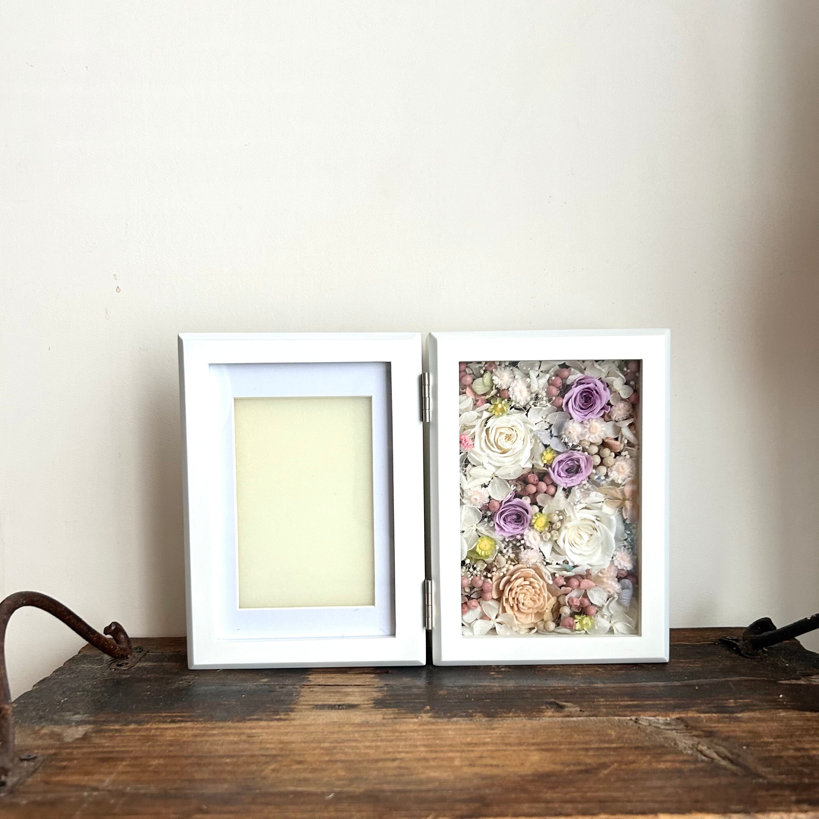 フォトフレームアレンジ67(大) フォトフレーム プリザーブドフラワーアレンジ 写真立て 額縁に