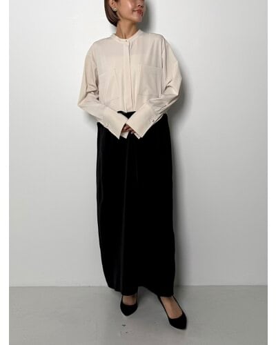CHIGNON[5436-488BKK]パールロングシャツOP