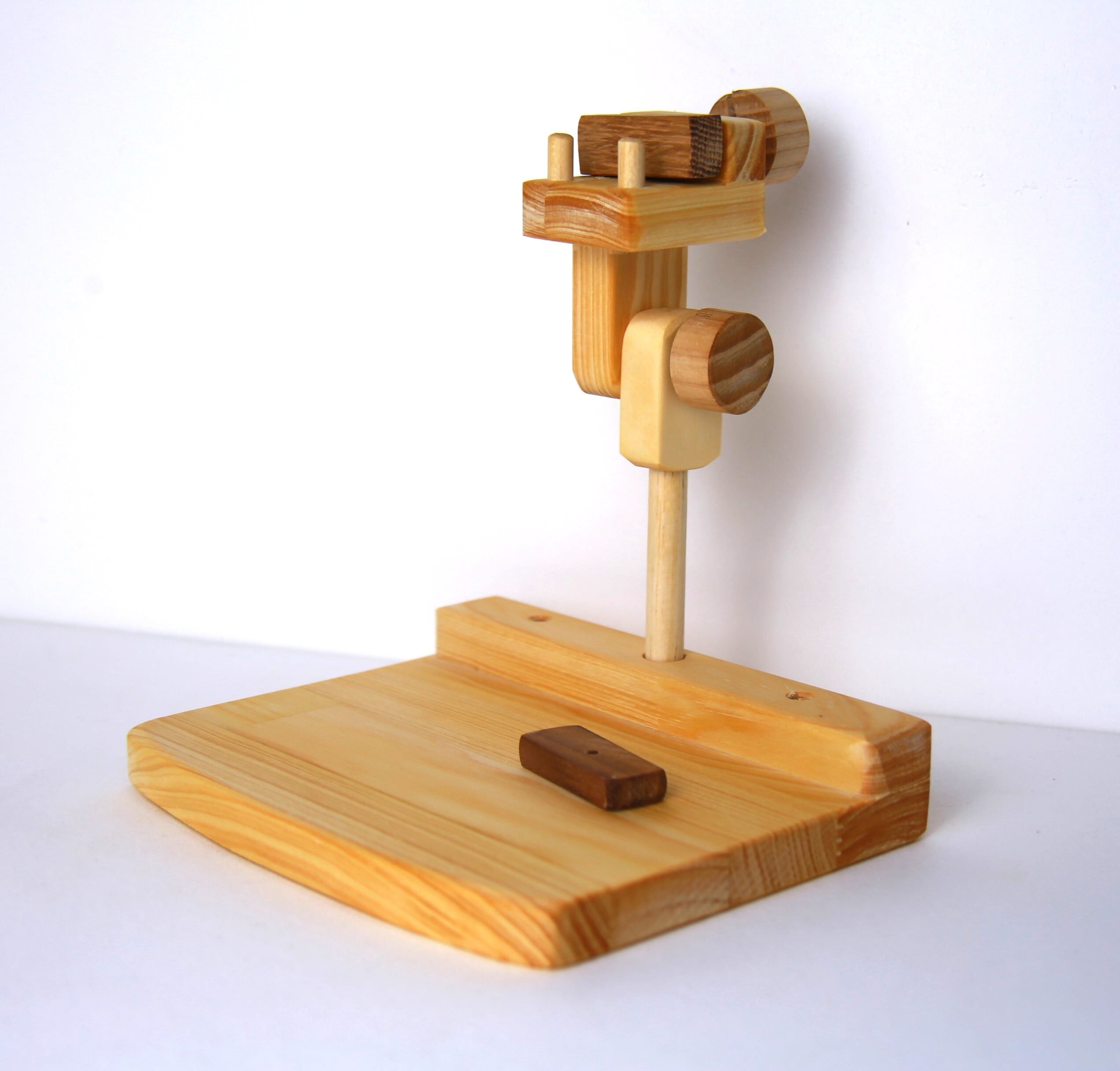 Embroidery Hoop Stand C+ (Pine Wood)【EXPORT】/EDDY WOODWORKS