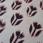 ブロックプリント生地【50cm単位】インド綿 小花柄 生成り×黒×赤 #51010-WT1