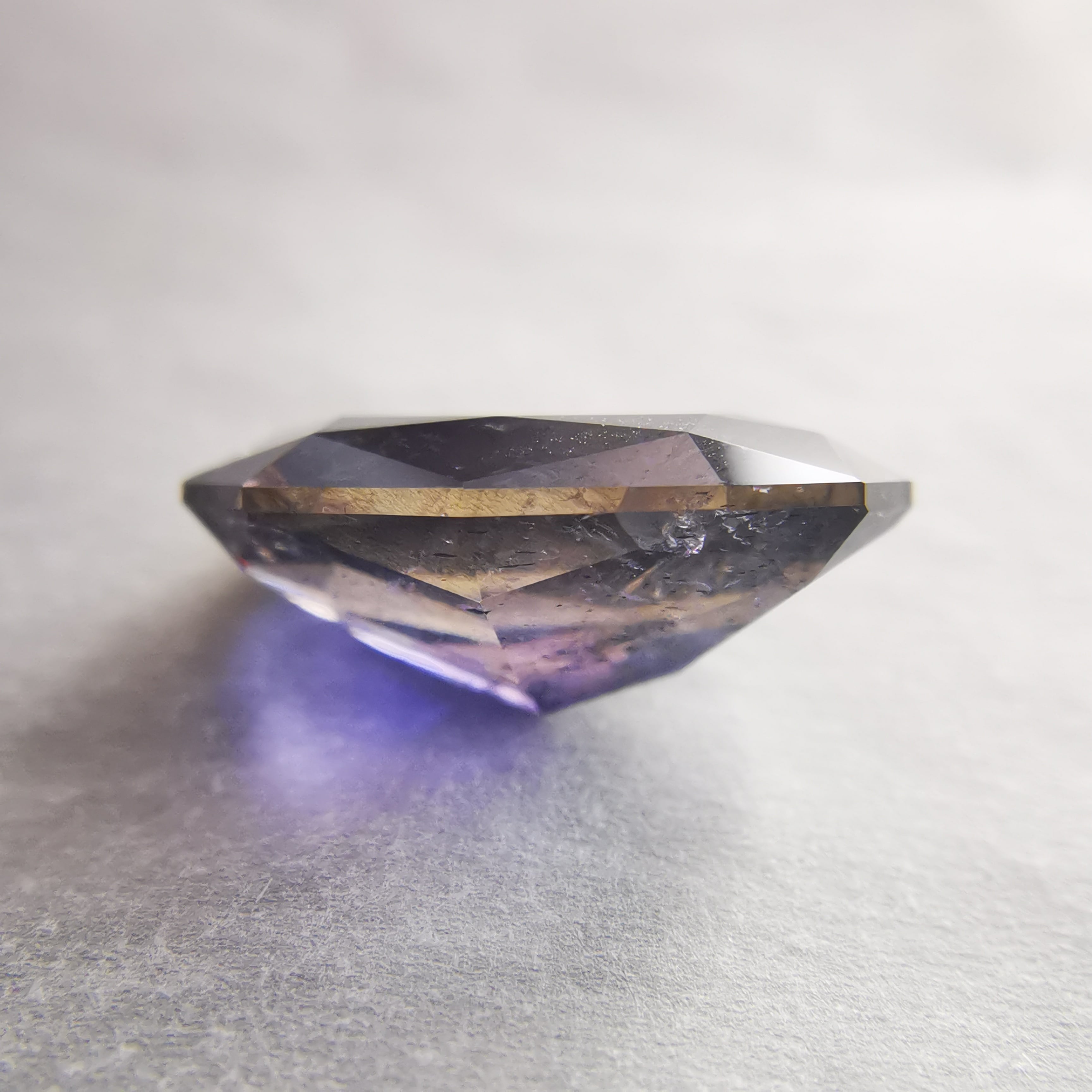 アイオライトサンストーン 1.56ct / W-3215A | Tam＆Tam Gem