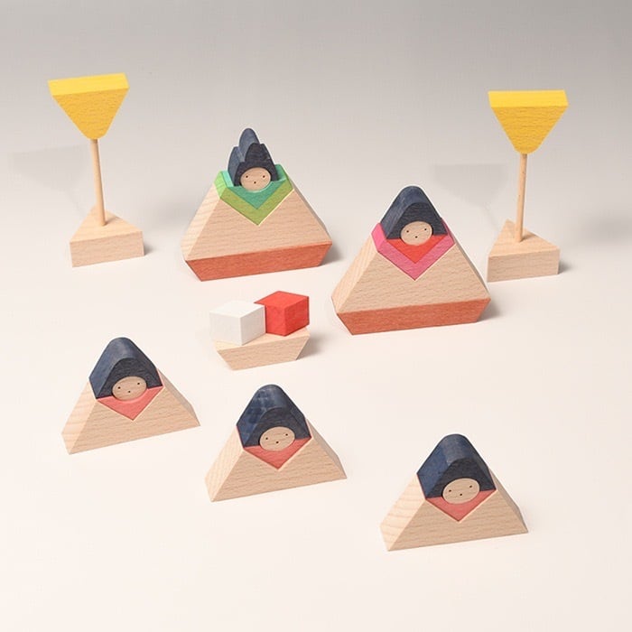 小黒三郎 ひな人形 / 円びな三段飾り 普通垂幕（黄） | wg-anne