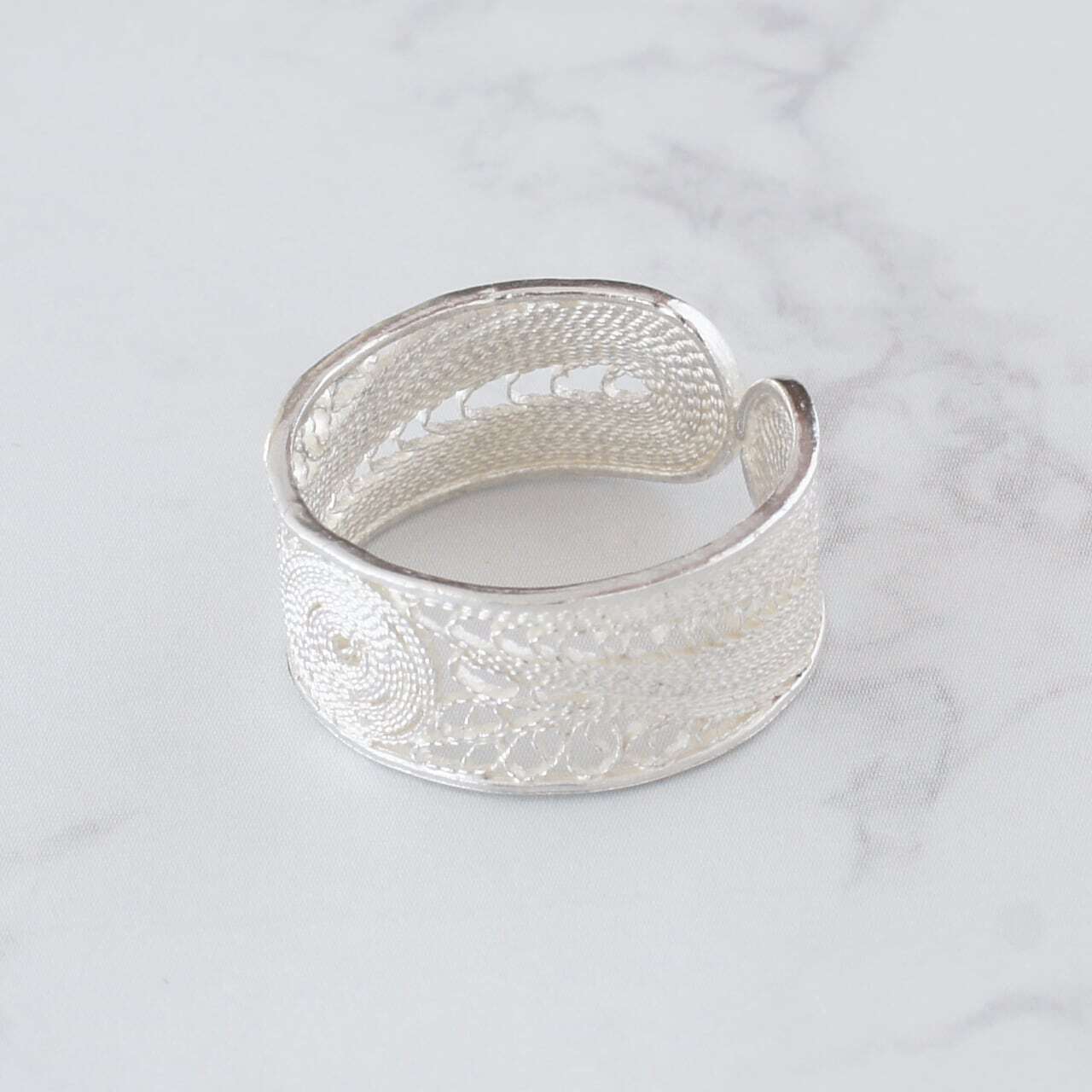 一つの指輪　 息詰まる徴税　専用 KAZEOTO Diamond / 風音ダイヤ - 長野で結婚指輪をオーダーメイドFeering