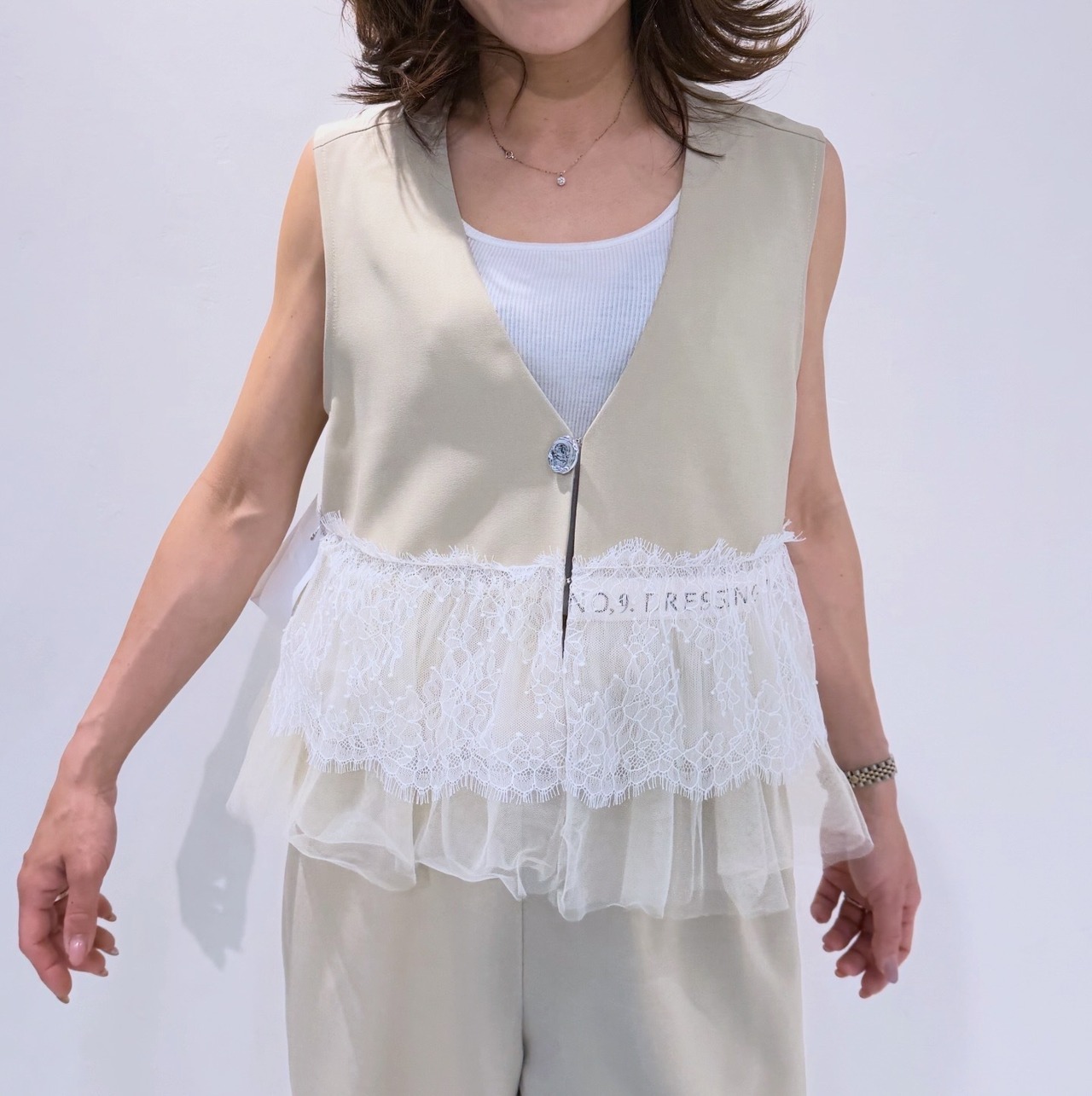 エイミーロウ  Eimee Law レースフリルベスト×パンツ SET UP