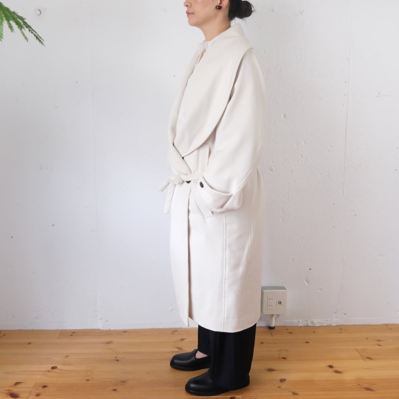 NATIVE VILLAGE (ネイティブヴィレッジ) 夜明け：dawnコート（white smoke）