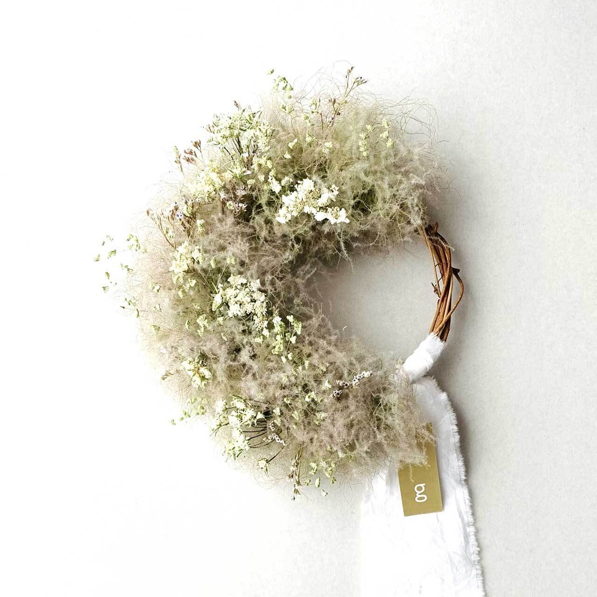 スモークツリーとレースフラワーのハーフリース | ドライフラワー  