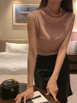 bell pleats blouse