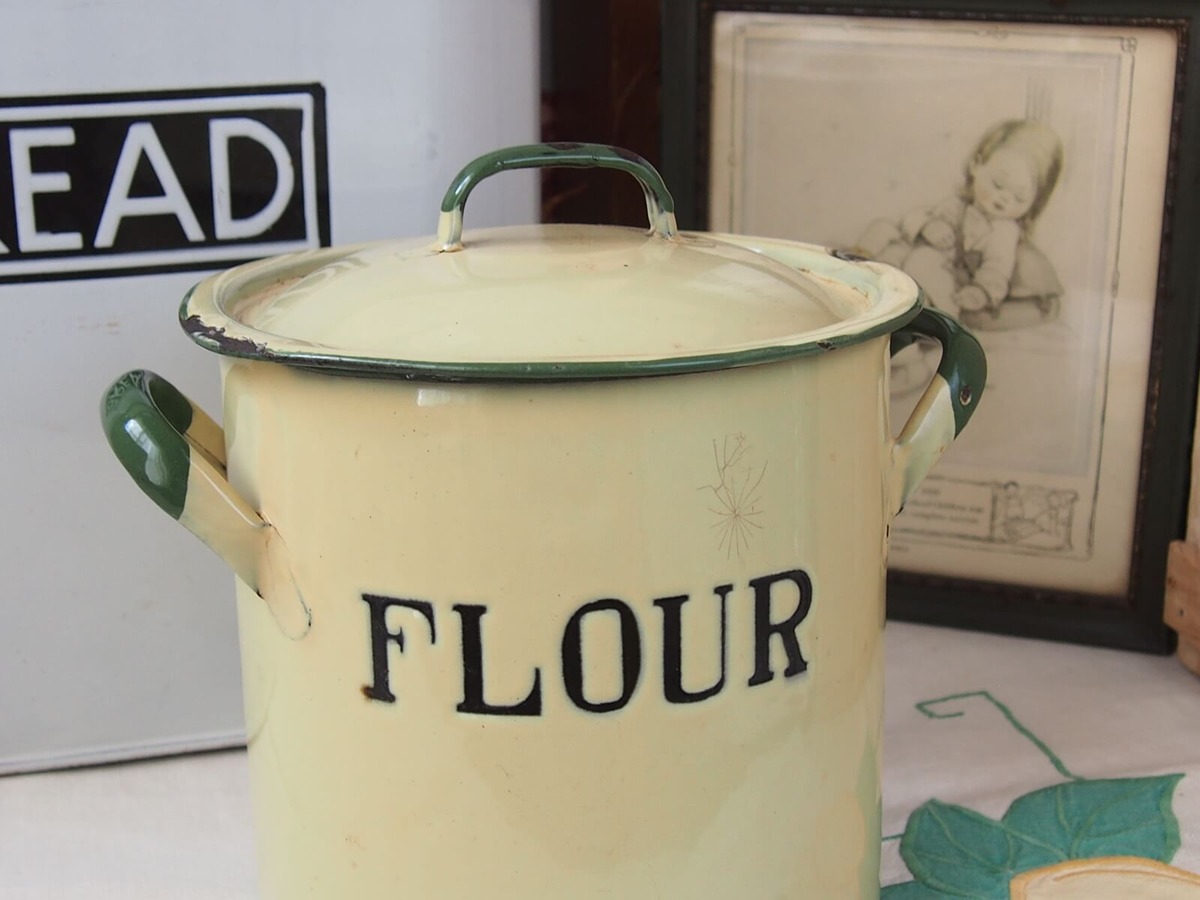 イギリスアンティーク フラワー缶 FLOUR缶 | Bonny Bee