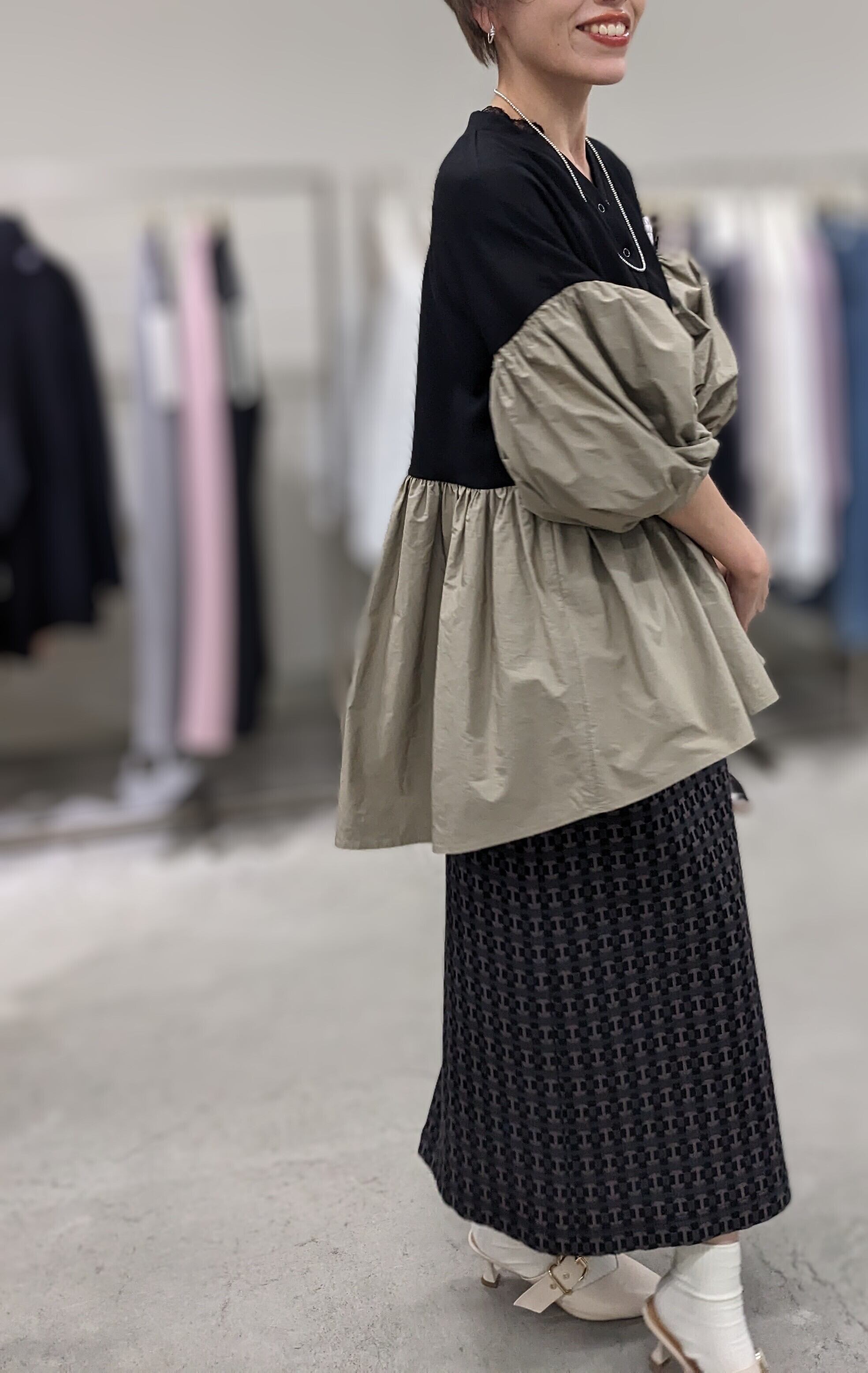 サイズ38■新品■モンクレール CATURA スポーツサンダル 白 レディース サイズ38□新品□モンクレール CATURA スポーツサンダル 白 レディース