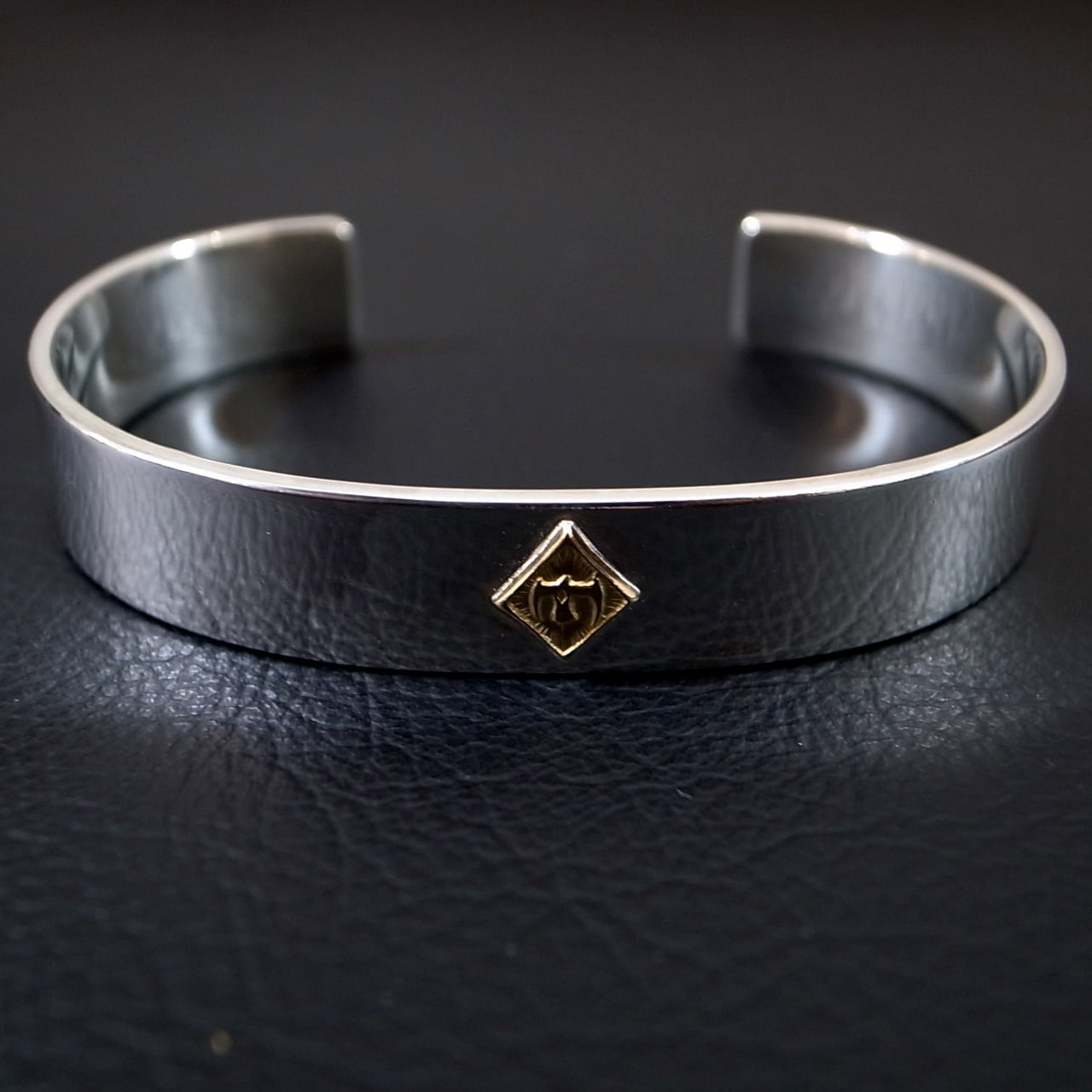 TARO WASHIMI : M FEATHER RING 01 | Gusset