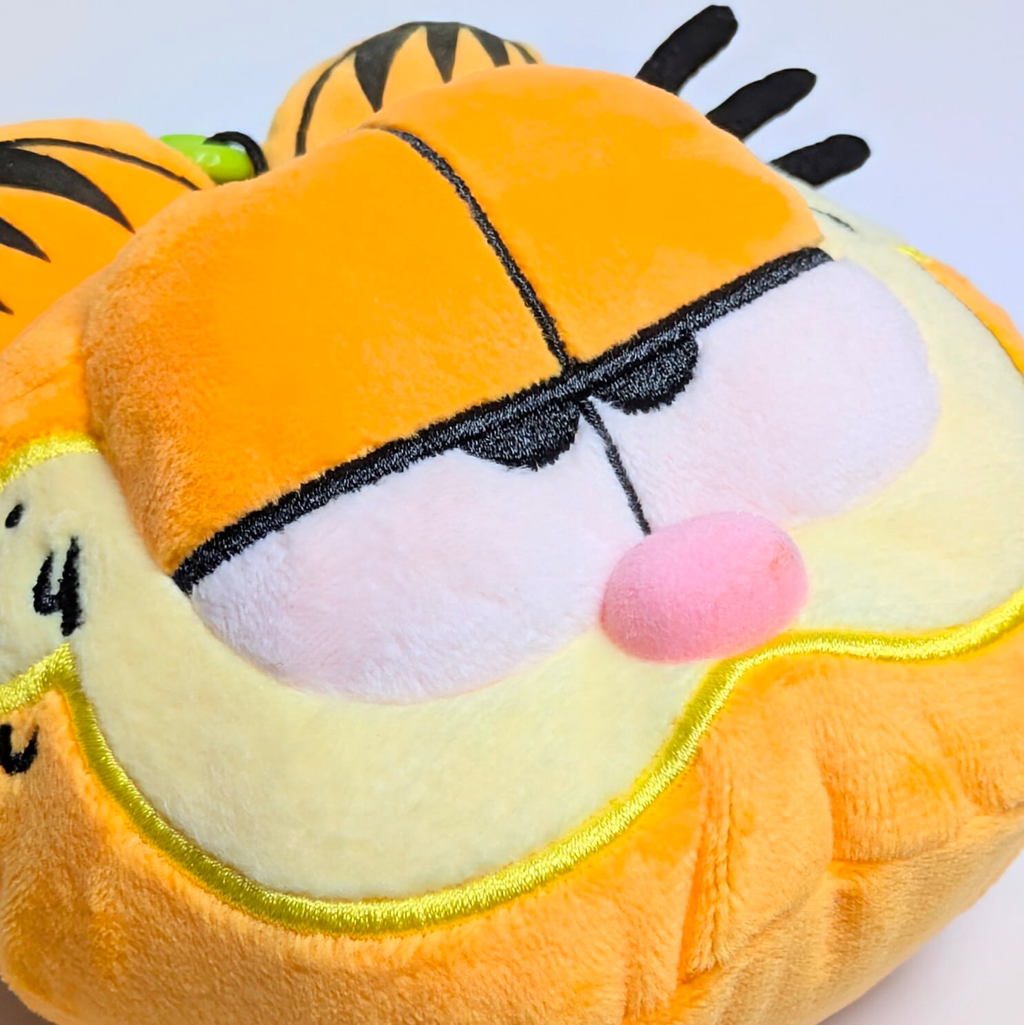 【 PLUSH COIN POUCH（ プラッシュコインポーチ ） 】フェイス型ぬいぐるみキーホルダー / 小物入れ / コインケース / コスメポーチ 〚アメリカン雑貨 アメトイ〛