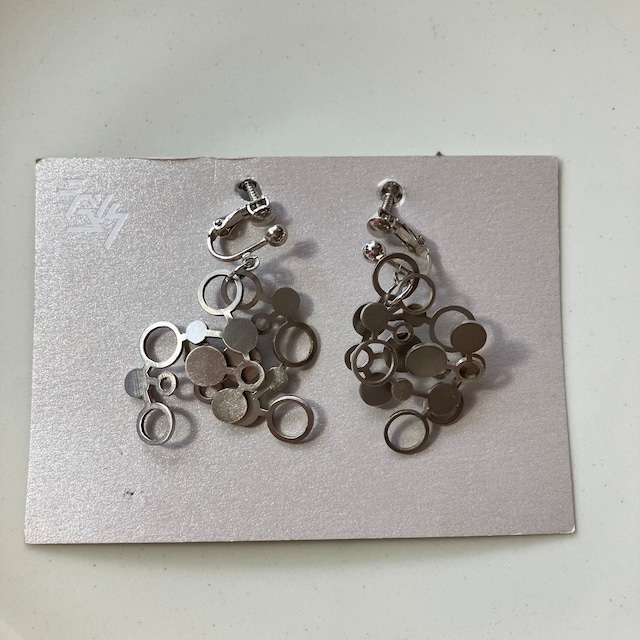 NISHINAGA イヤリング　E17
