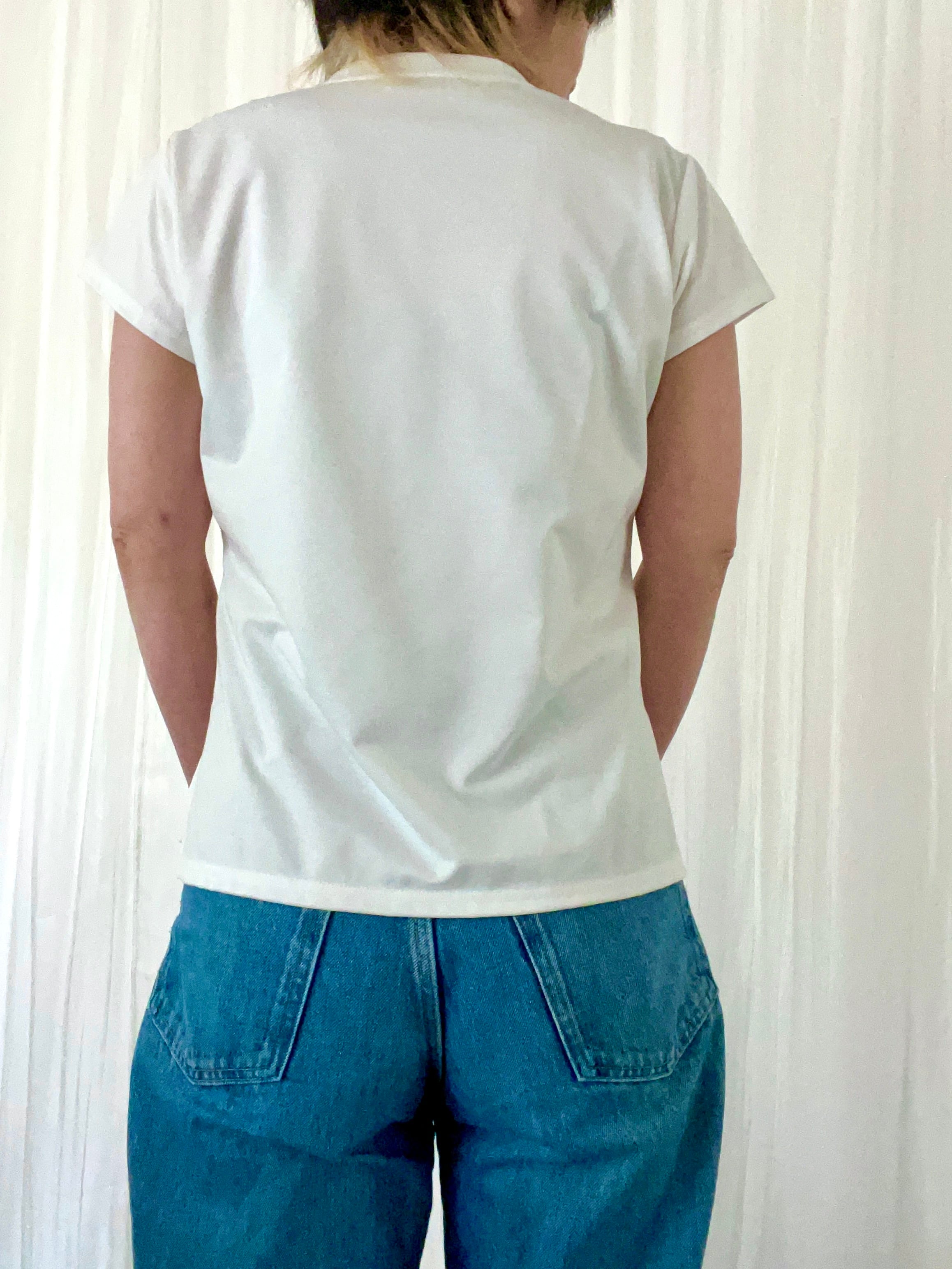 Vネック刺繍フレンチTee