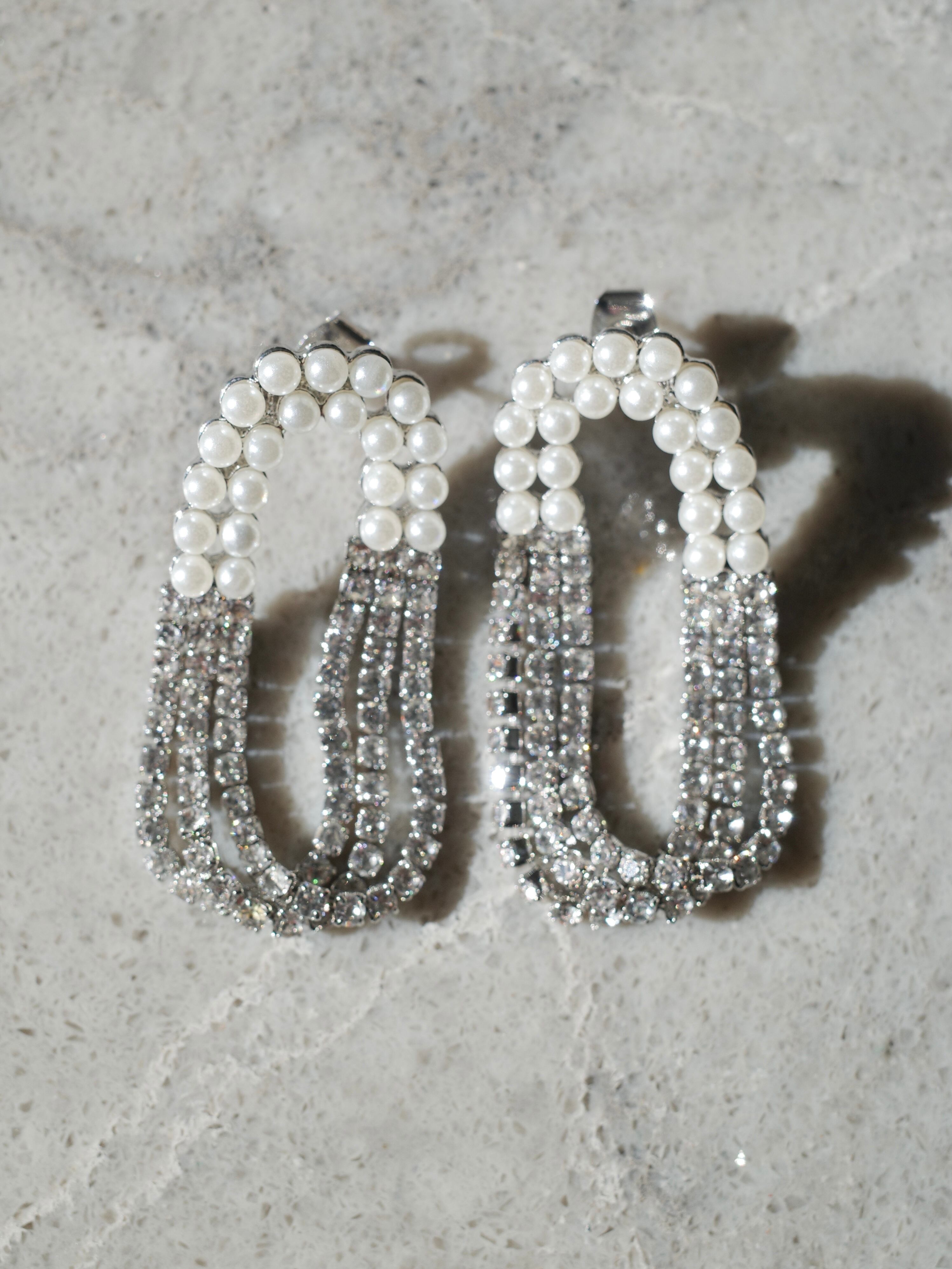 yujune ビジュー 天然パールピアス パールビジューフープピアス | yujune