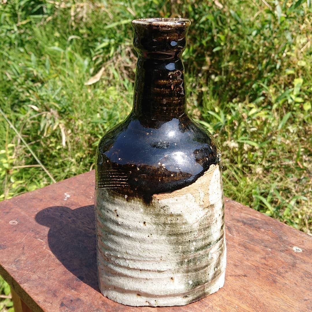 送料込み】おしゃれ雑貨 陶器の花瓶 酒瓶 | 岡山商店