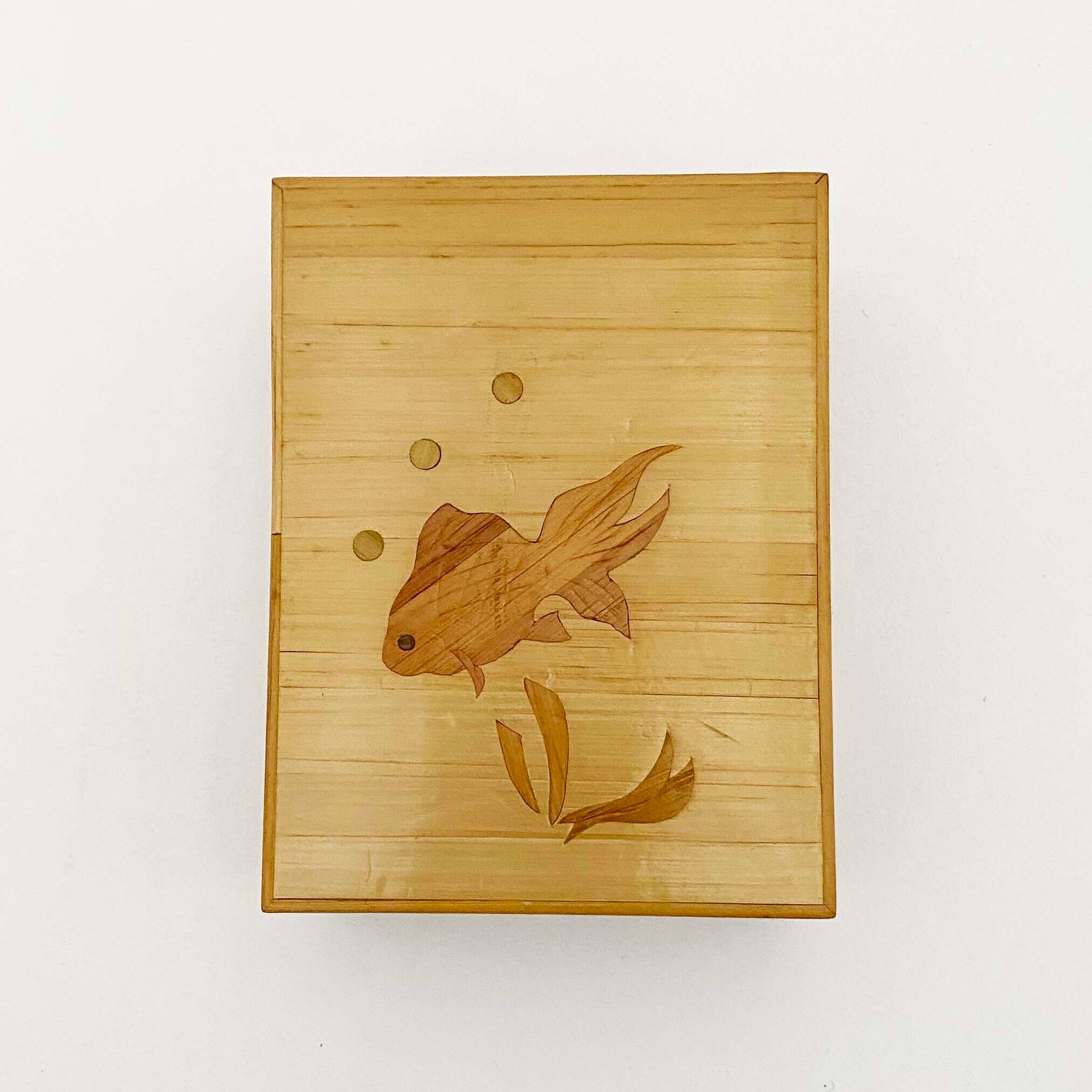 城崎の麦わら細工箱(金魚)