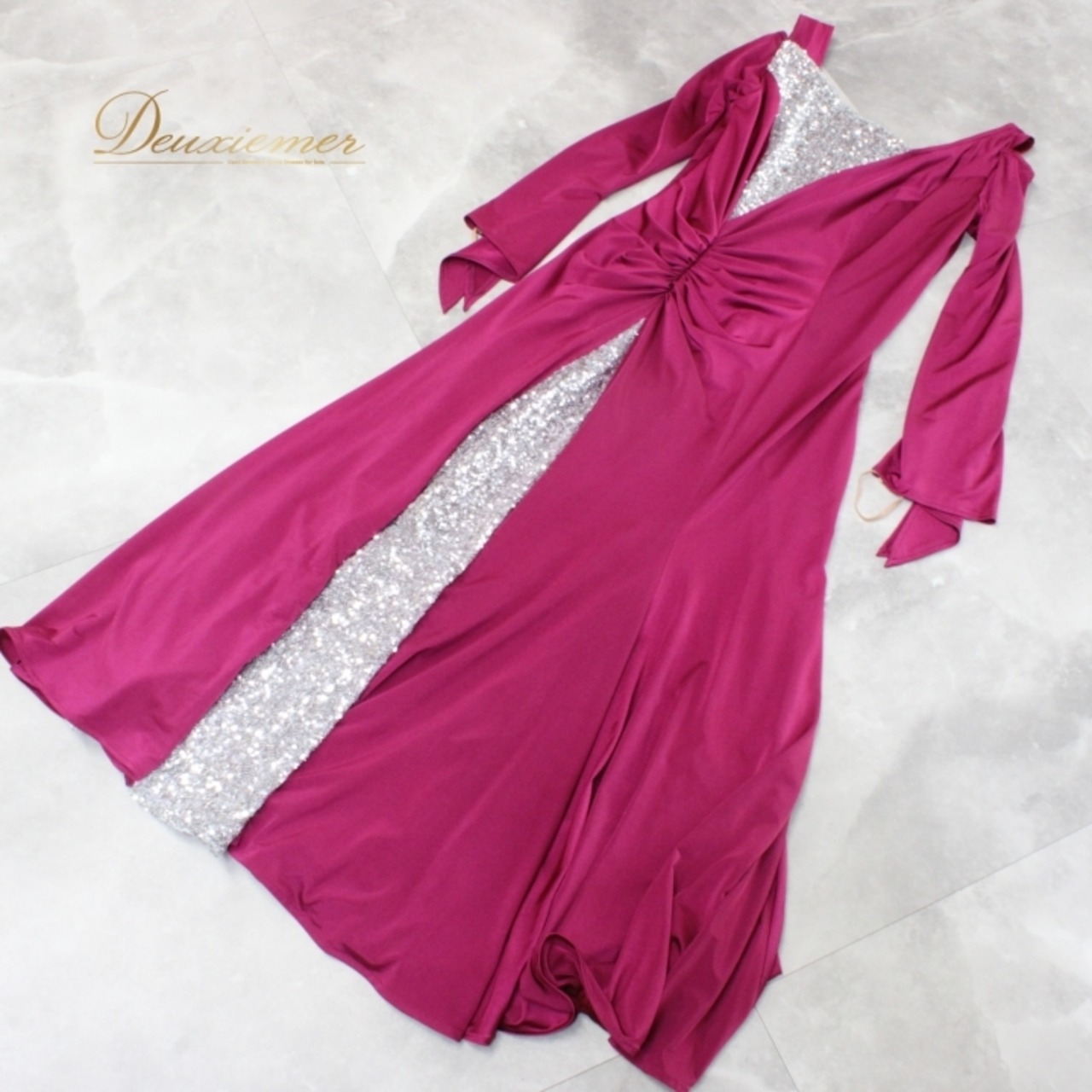 社交ダンス 衣装 スタンダード ドレス ワンピース レッスンウェア パーティドレス スパンコール 紫 シルバー系 パープル系 派手 長袖 銀 ダンス衣装 フィット感 ストレッチ コスチューム 発表会 着やすい セレモニー キラキラ 裏地付き ダンスパートナー 目を引く フレアスカート 体型カバー おしゃれ 目立つ 上品