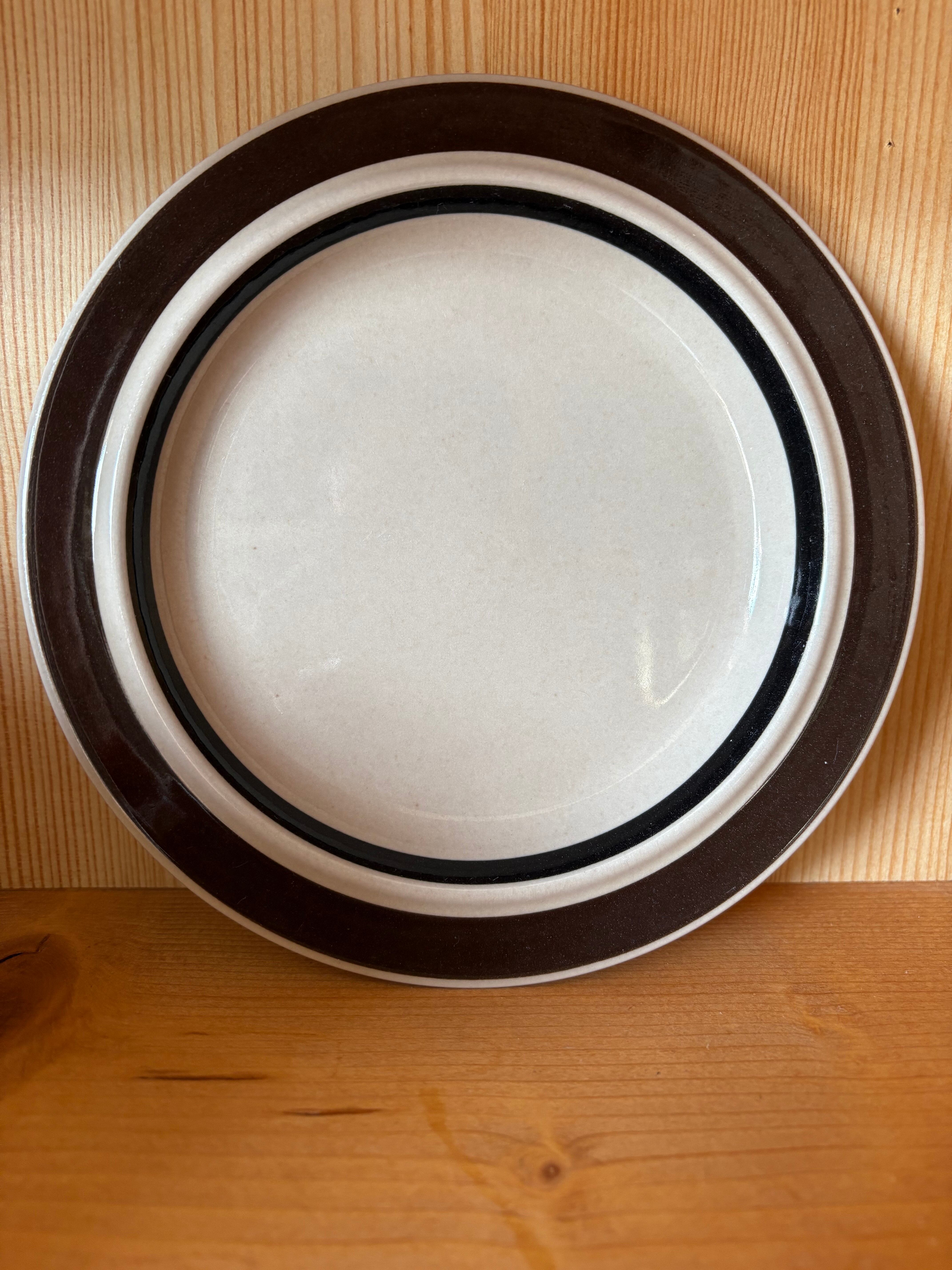 送料無料◇2024新品 20cm Ruija ARABIA 20cmプレートG Ruija/ルイヤ
