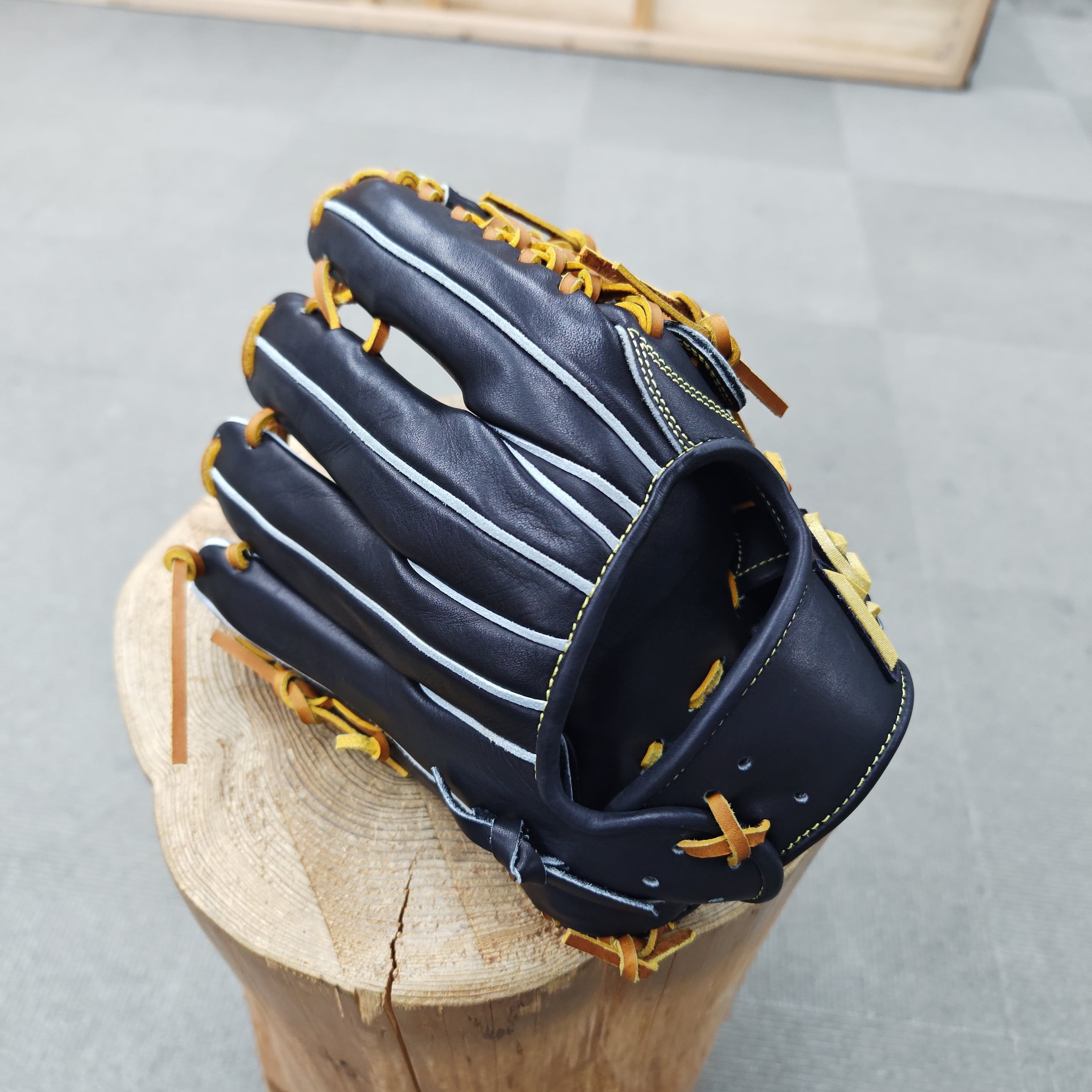 即納可 型付け済み コユニも可 AG 特殊重心グローブ 硬式 外野用 G004