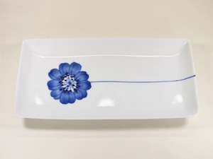 【波佐見焼】【和山窯】【焼皿】【一輪花】 wazan 長方皿 長角皿 長皿 プレート 焼き魚 焼き鳥 Wシリーズ かわいい 手描き おしゃれ