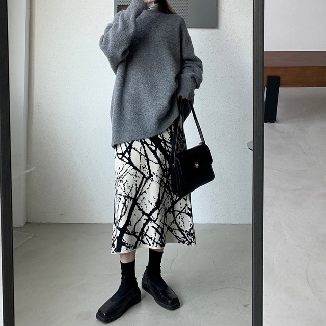 monotone abstract skirt　10005